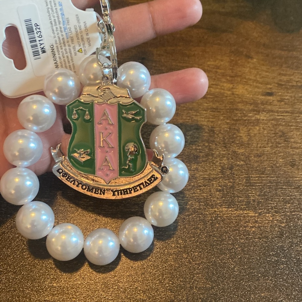 Very pretty purse charm! - Picture 3 of 4